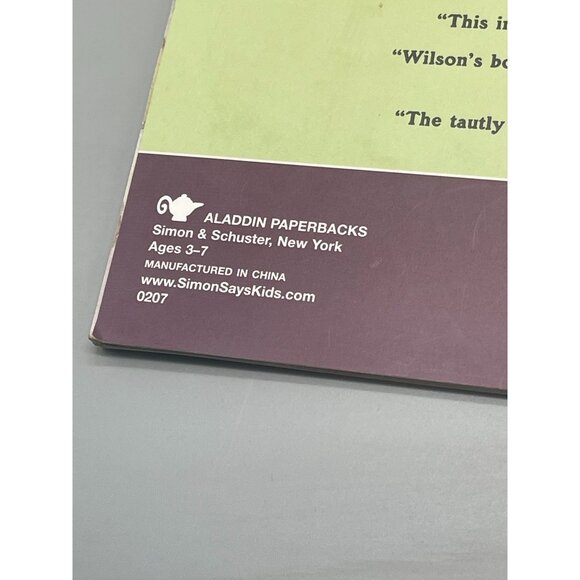 Children's book A Frog in the Bog English paper back copyright 2003 Karma READ - Picture 12 of 12